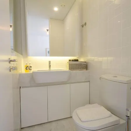 Cosy In Center Apartment